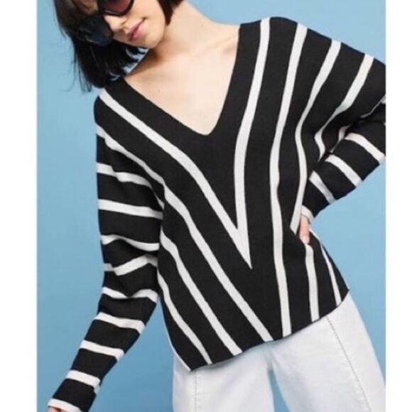 Anthropologie moth vertical stripe v neck sweater black‎ & white womens size XS - Picture 1 of 8